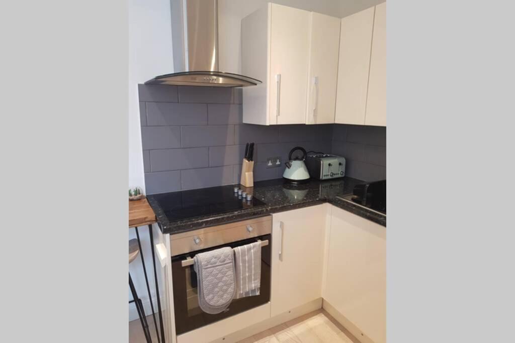 St Ives Apartment Private Parking With Garden 10 Minute Walk Into Town And Beach Exteriér fotografie