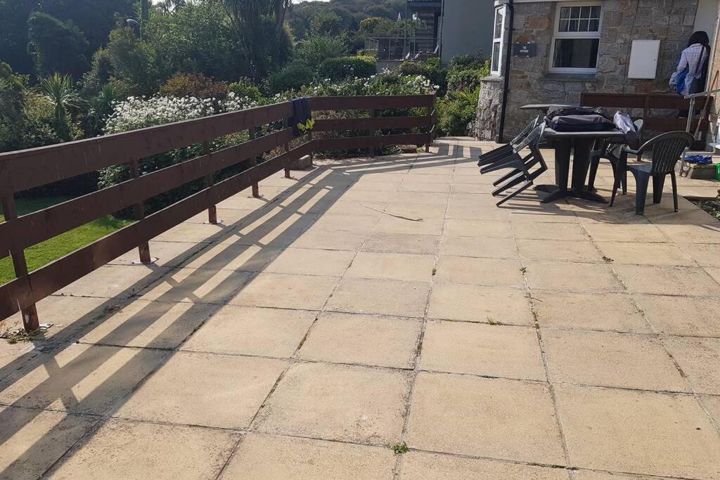 St Ives Apartment Private Parking With Garden 10 Minute Walk Into Town And Beach Exteriér fotografie