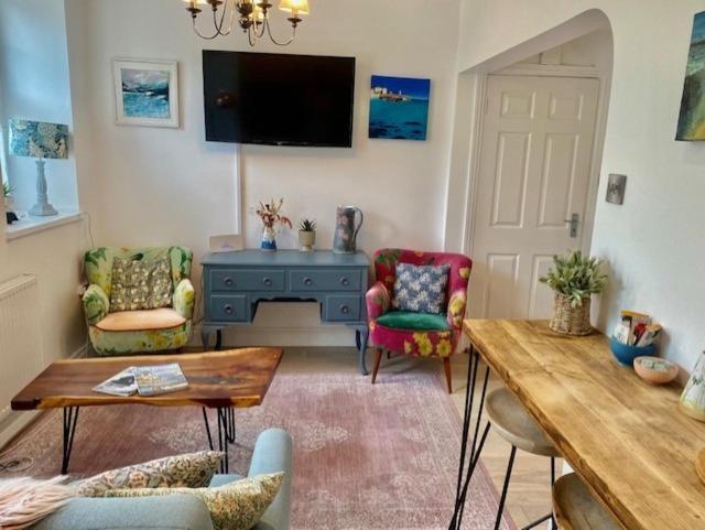 St Ives Apartment Private Parking With Garden 10 Minute Walk Into Town And Beach Exteriér fotografie
